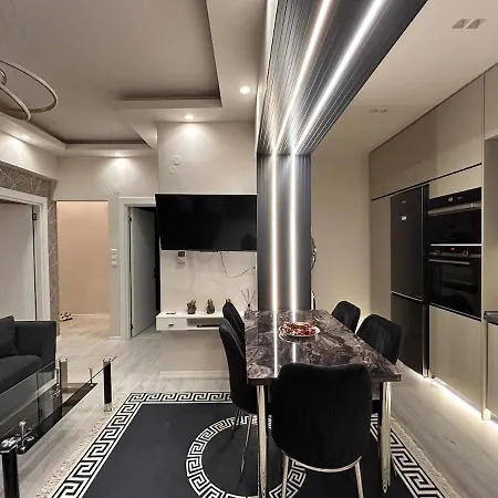 Nadias Luxury Apartment Larissa Exterior photo