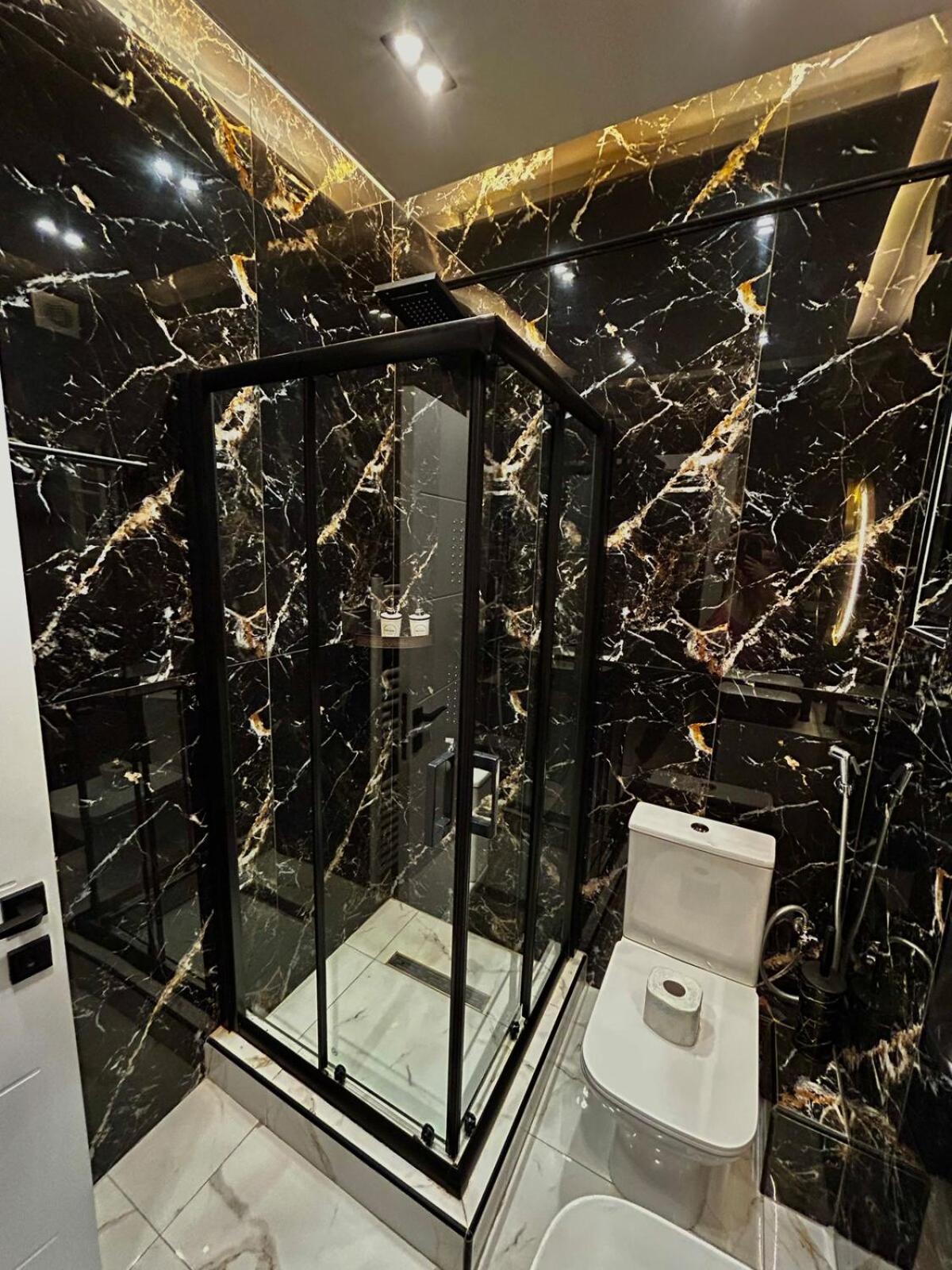 Nadias Luxury Apartment
